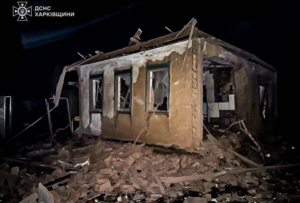 Россия сбросила КАБ на Золочев: погиб мужчина