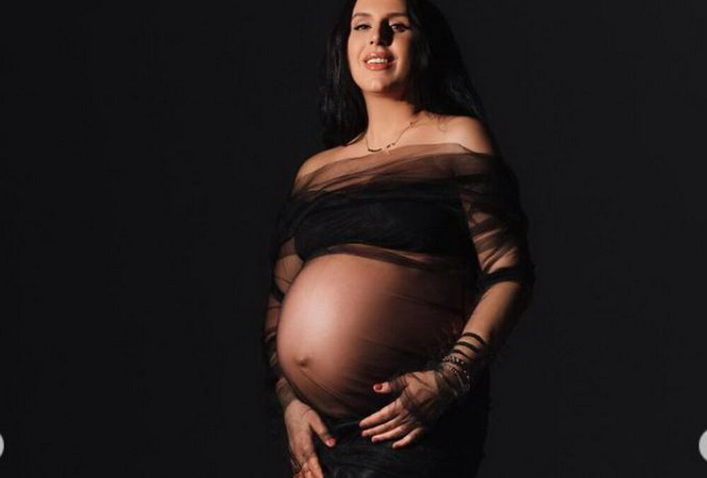 Джамала показала трогательные кадры, сделанные во время выписки из роддома