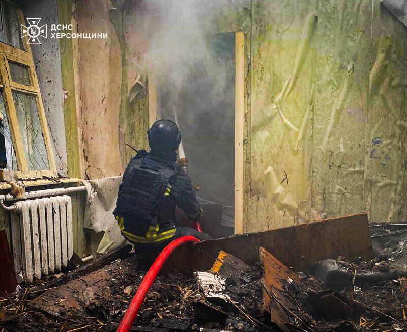 Из-за российских ударов в Херсоне возникло несколько пожаров