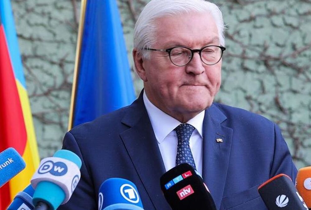 СМИ: из-за соображений безопасности Штайнмайер отменил запланированный на сегодня визит в Украину 