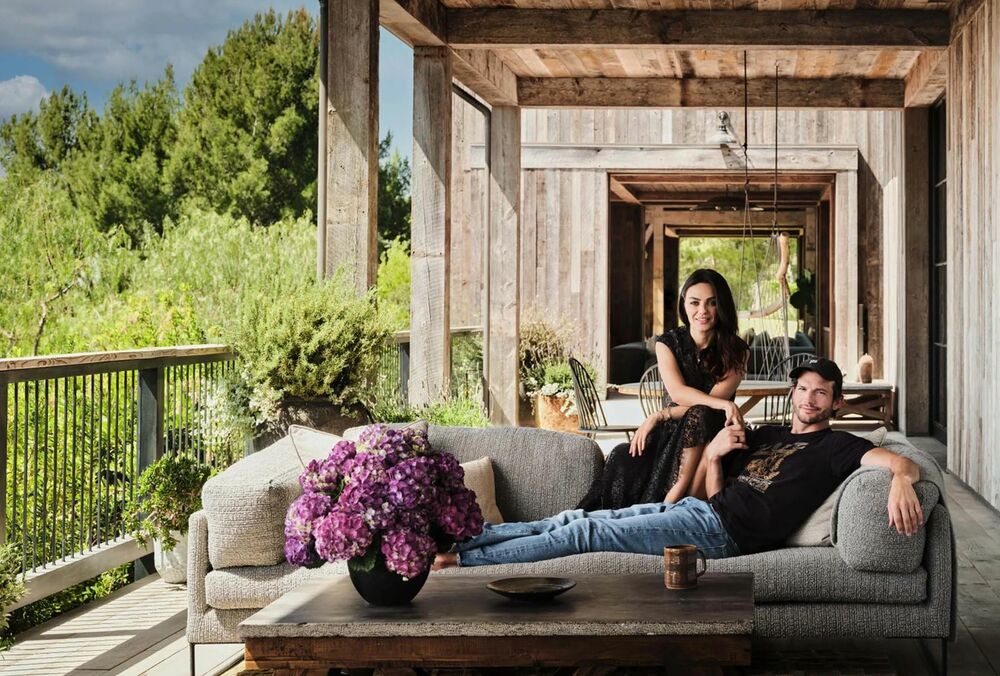 Эштон Кутчер и Мила Кунис выставили свой дом на Airbnb: фото