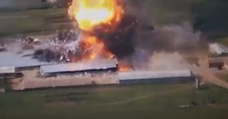 Артилерія ЗСУ знищила російський склад із ”Градами”: потужне відео