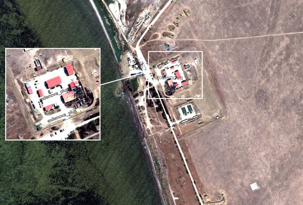 Украинские ракеты ”Фламинго” атаковали объект ФСБ в Крыму: подтверждено поражение катеров и казармы