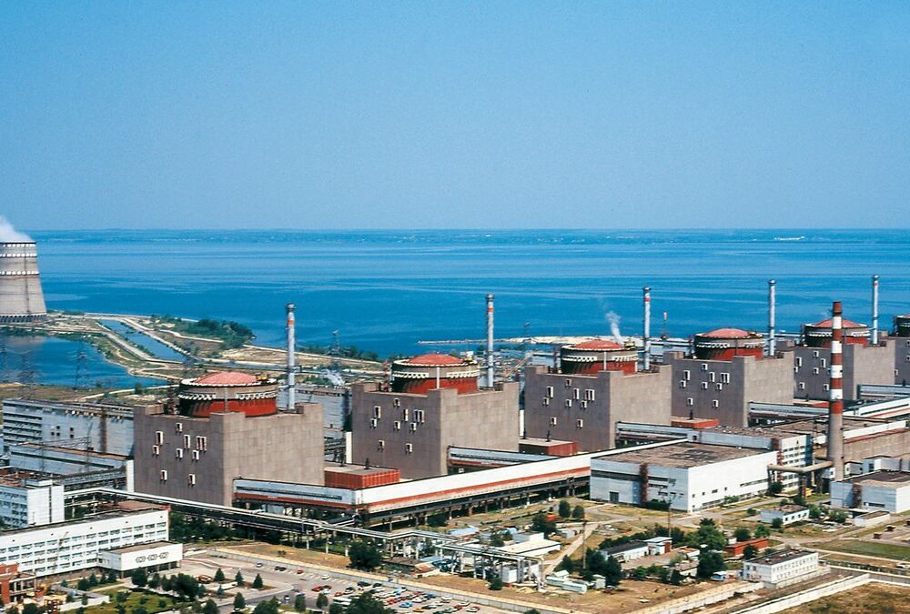 Над Запорізькою АЄС пролетіли дві російські ракети