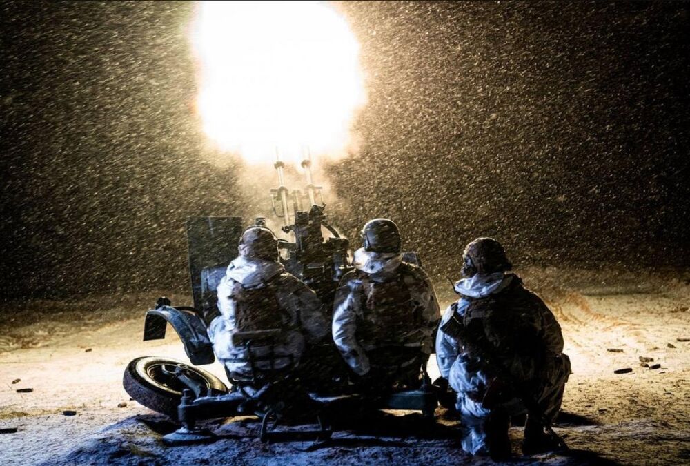 Окупанти на Святвечір масовано атакували південь України дронами та ракетами: що відомо про наслідки