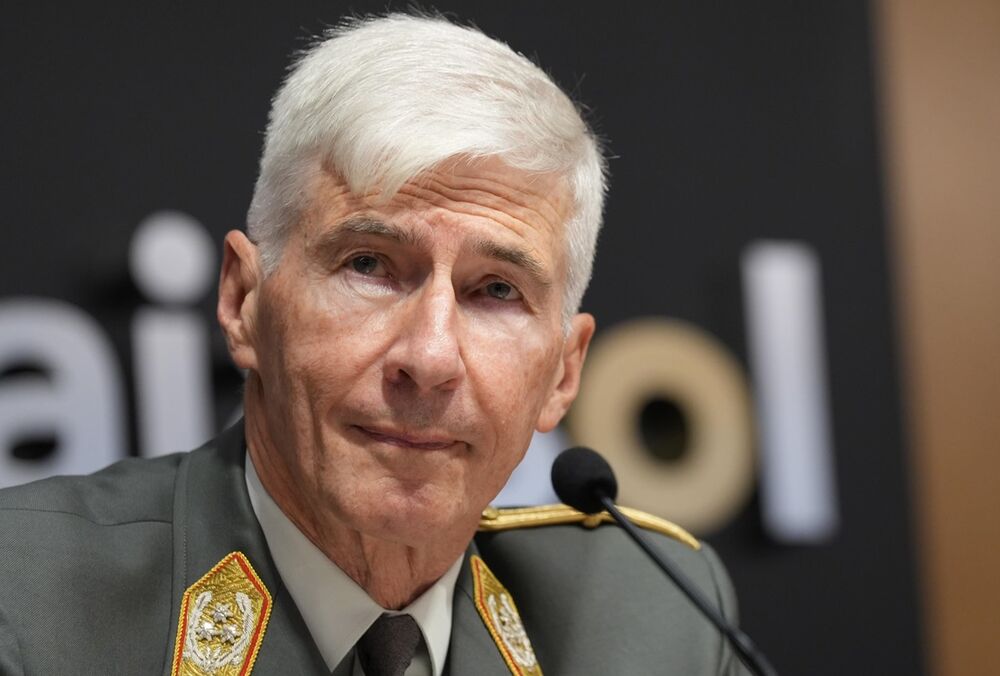 Генерал ЄС допускає участь ООН у миротворчій місії в Україні