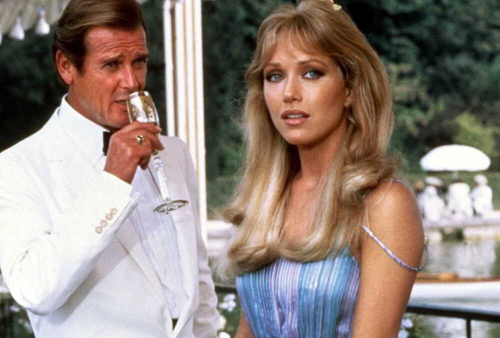 У США померла ”дівчина Бонда”