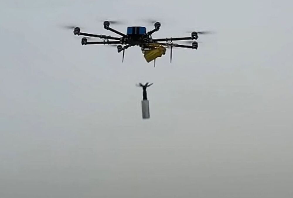 Россияне атаковали дроном подростка в Херсонской области