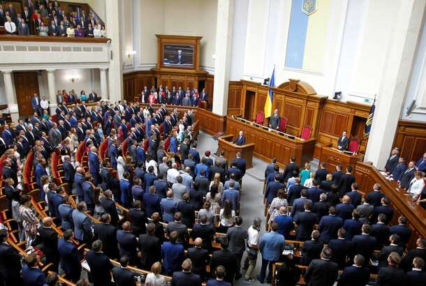 У Раді розглянуть законопроект, що забороняє ЗМІ спотворювати факт про російську агресію