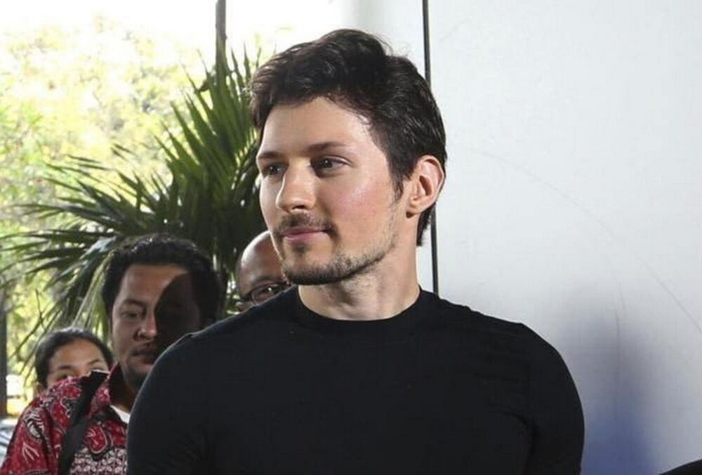 Дуров не сможет покинуть Францию, суд отобрал все его паспорта