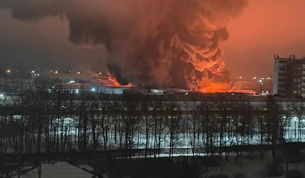 В России атаковали замаскированные военные заводы, - ЦПД