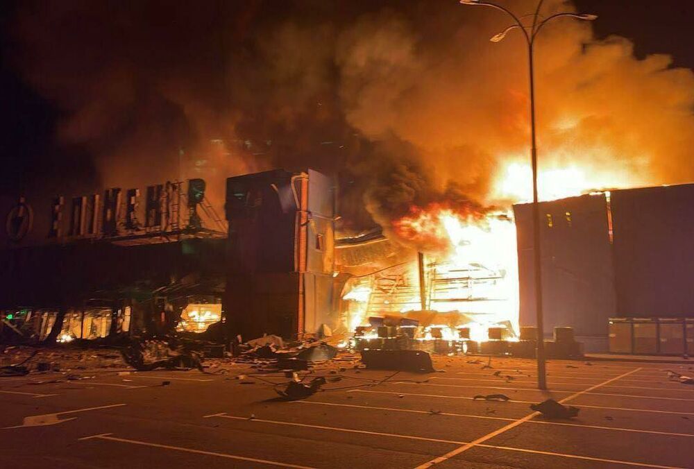 ТЦ ”Епіцентр” у Кам'янському повністю знищено після російської атаки