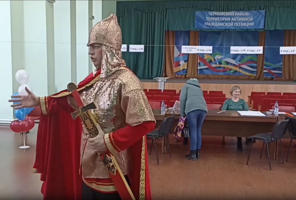 Довоєнні списки виборців та ”голоси” з Єкатеринбургу: як Кремль малює результати ”виборів” в окупації