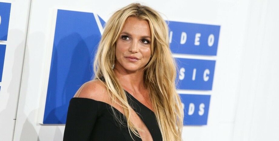 Батько Брітні Спірс постане перед судом через розтрату грошей доньки