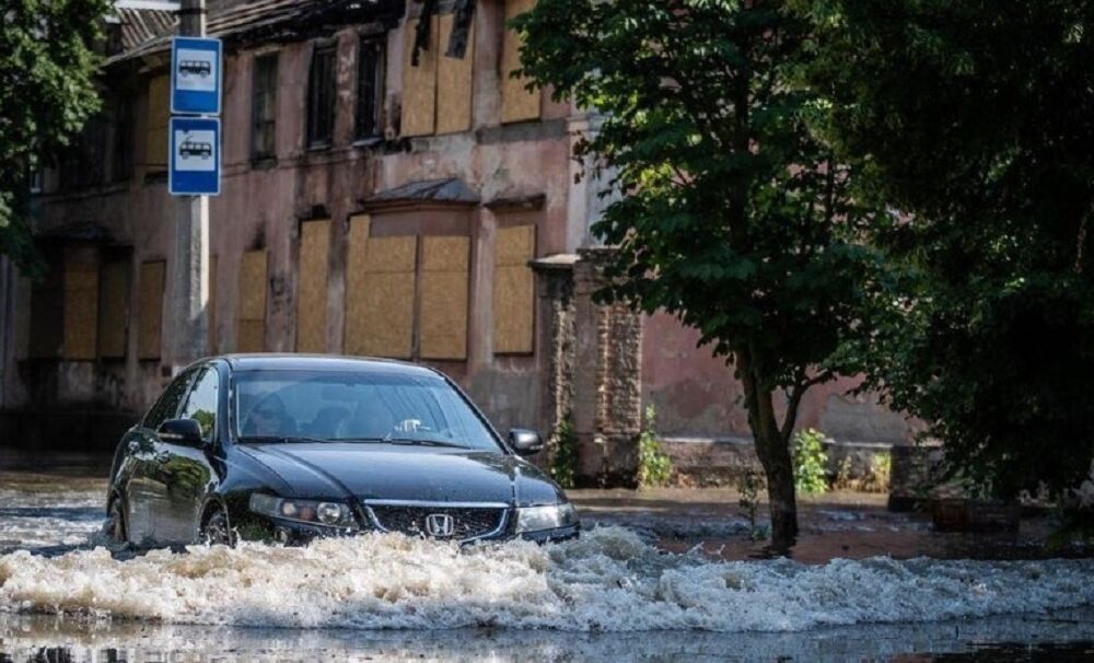 Генштаб: оккупанты начали отбирать у жителей Херсонской области гуманитарную помощь 