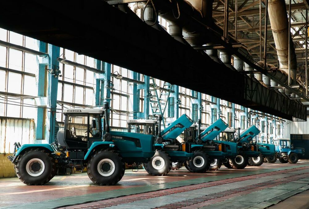 В Харькове с ”ветеранов” тракторного завода требовали по $5000, - СБУ