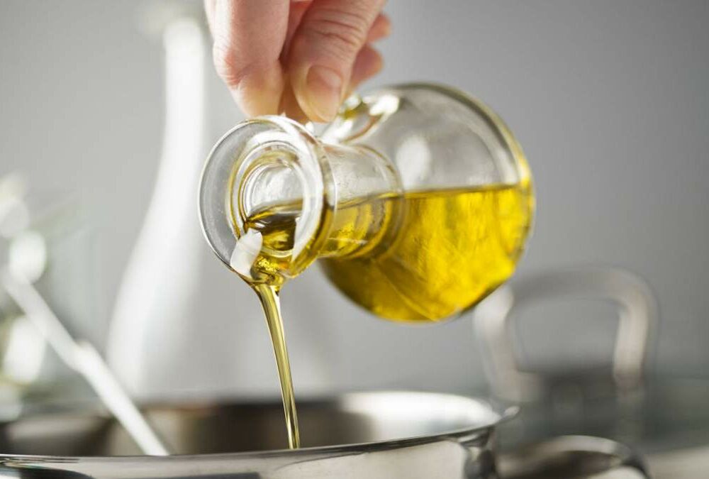 Подсолнечное масло в Украине может подорожать до 100 гривен за литр – эксперты 
