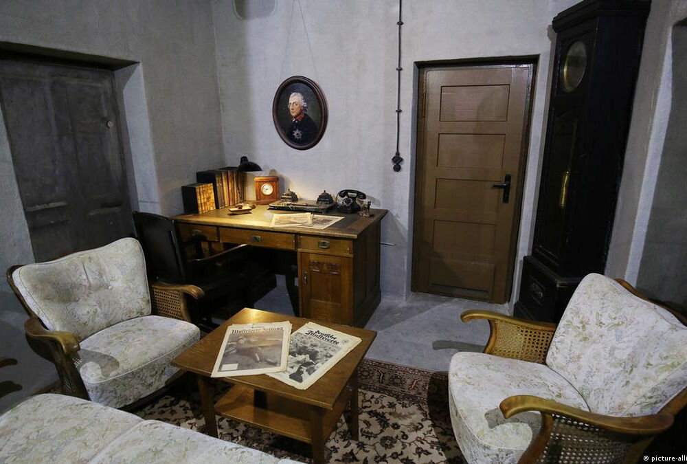 Померла Йоханна Руф - остання мешканка бункера, яка бачила Гітлера живим