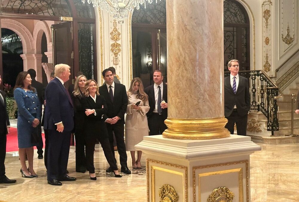 Трамп провел переговоры с премьером Италии в США Трамп провел переговоры с премьером Италии в США