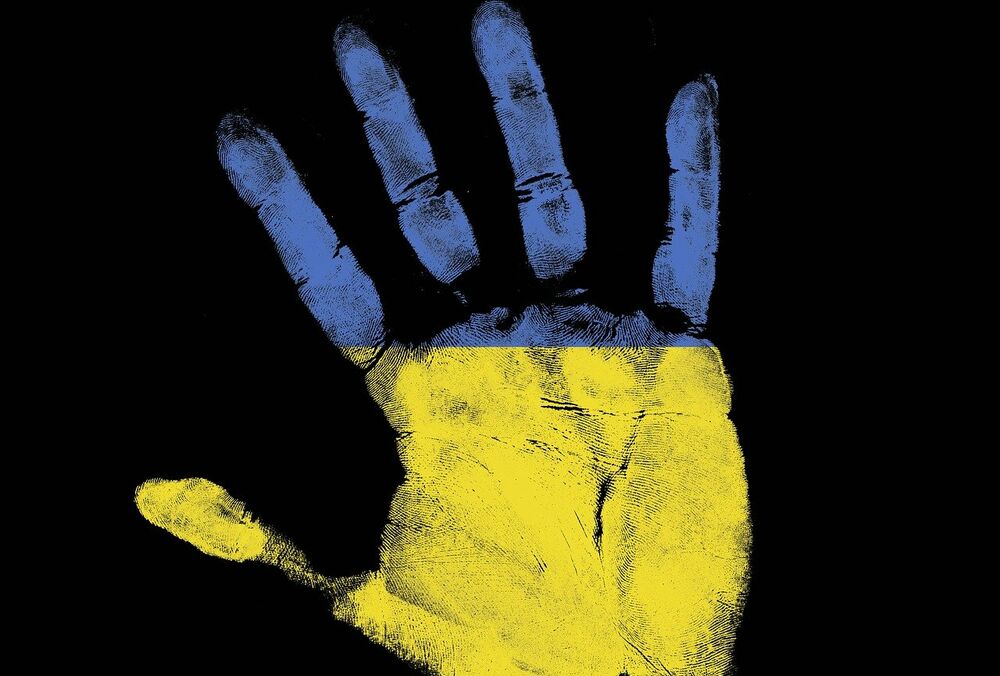 Деньги здесь и сейчас: как украинцы получают финансовую поддержку без очередей и банков Деньги здесь и сейчас: как украинцы получают финансовую поддержку без очередей и банков