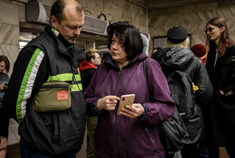 Украинцам рассказали о манипуляциях о ночных массированных обстрелах РФ 