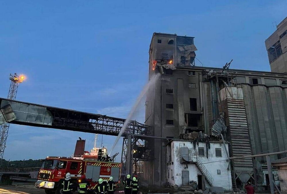 У Румунії відреагували на російські удари по порту Одеської області