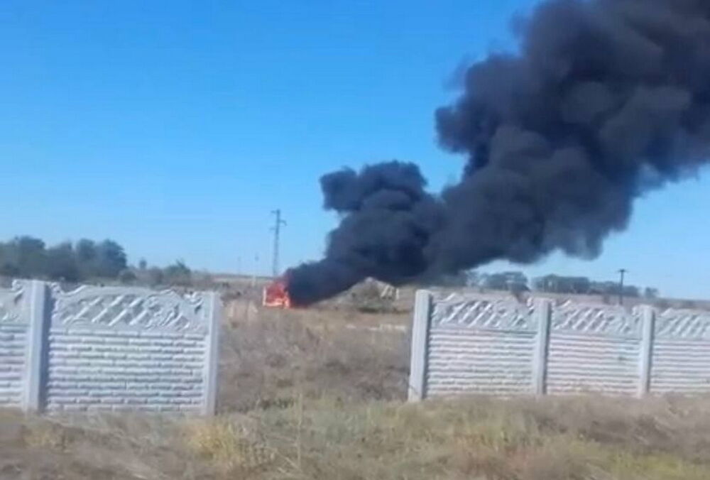 Російська армія обстріляла поминальну процесію на кладовищі у передмісті Херсона: фото