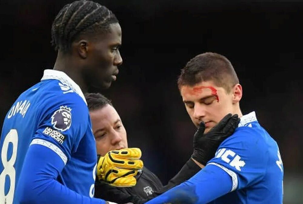 Миколенко получил значительную травму в матче против Астон Виллы