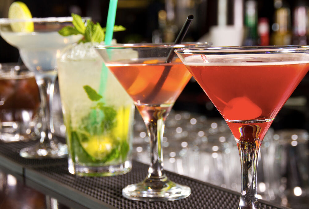 Составлен рейтинг самых популярных коктейлей