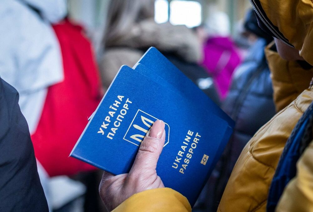 Евросоюз продлил временную защиту для украинских беженцев