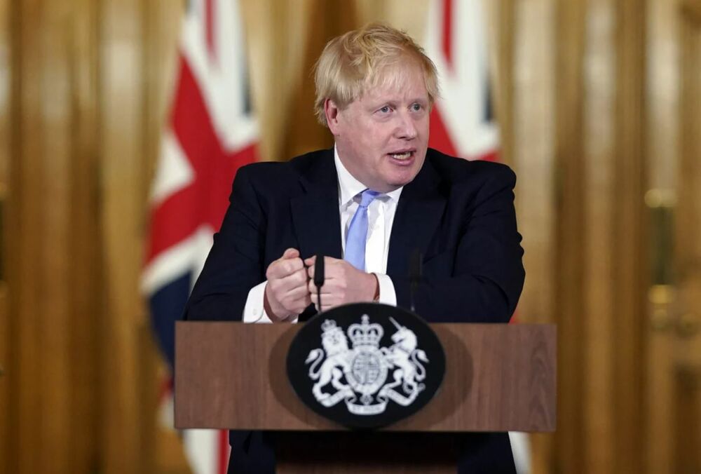 ”Конечно, рейтинг Зеленского не 4%”: Борис Джонсон пояснил, на что рассчитаны скандальные заявления Трампа