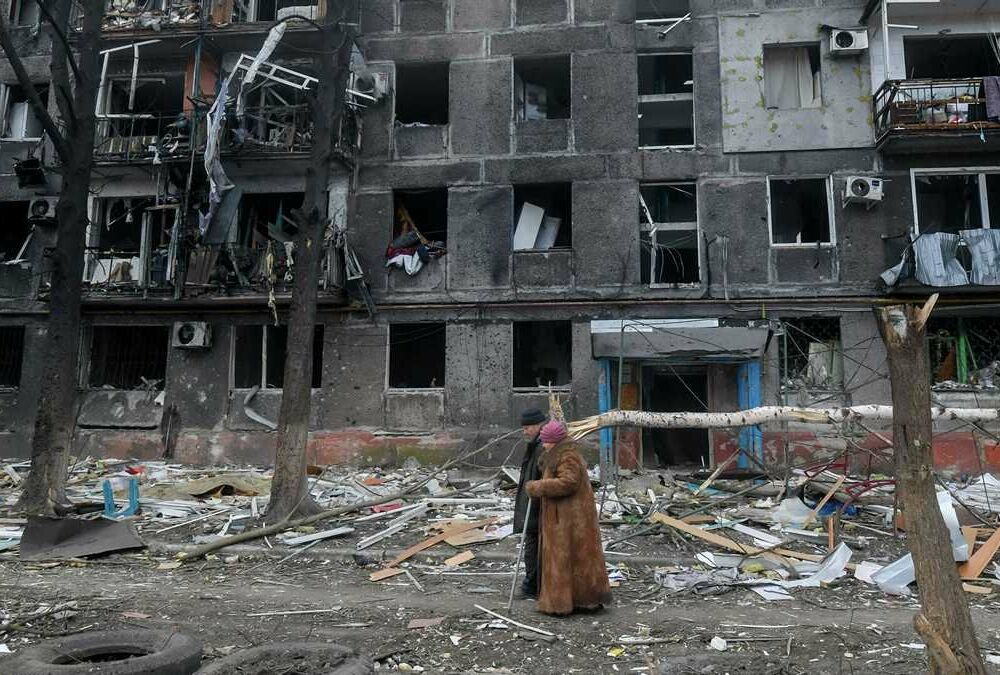 Украинские военные готовятся к деблокаде Мариуполя 