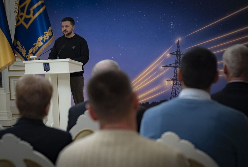 Зеленский провел масштабные перестановки среди послов: кто потерял и получил дипломатические должности