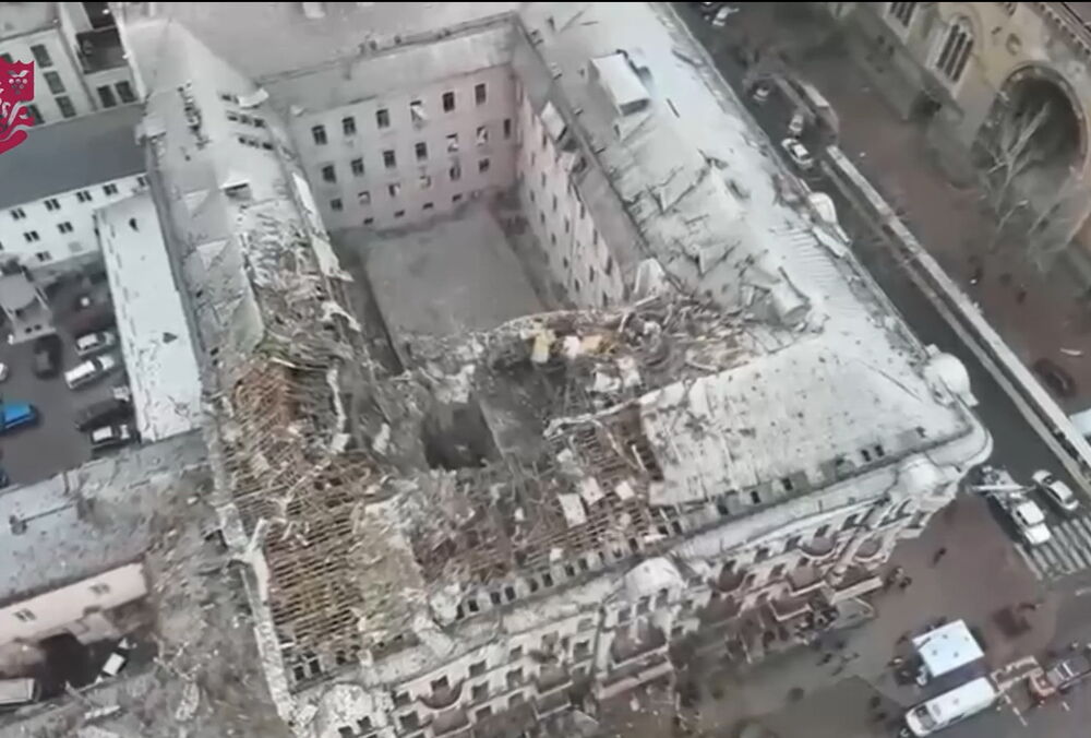 Як виглядає готель Брістоль та Філармонія після російського удару: відео з дрону та фото