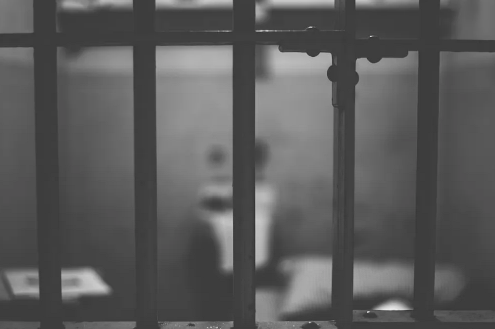 В Донецкой области оккупанты легализовали фильтрационные лагеря для украинцев