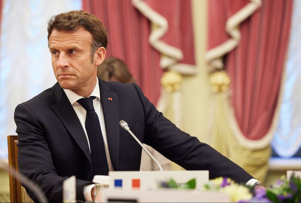 Макрон считает, что Украине придется вернуться к переговорам с Россией, но на своих условиях