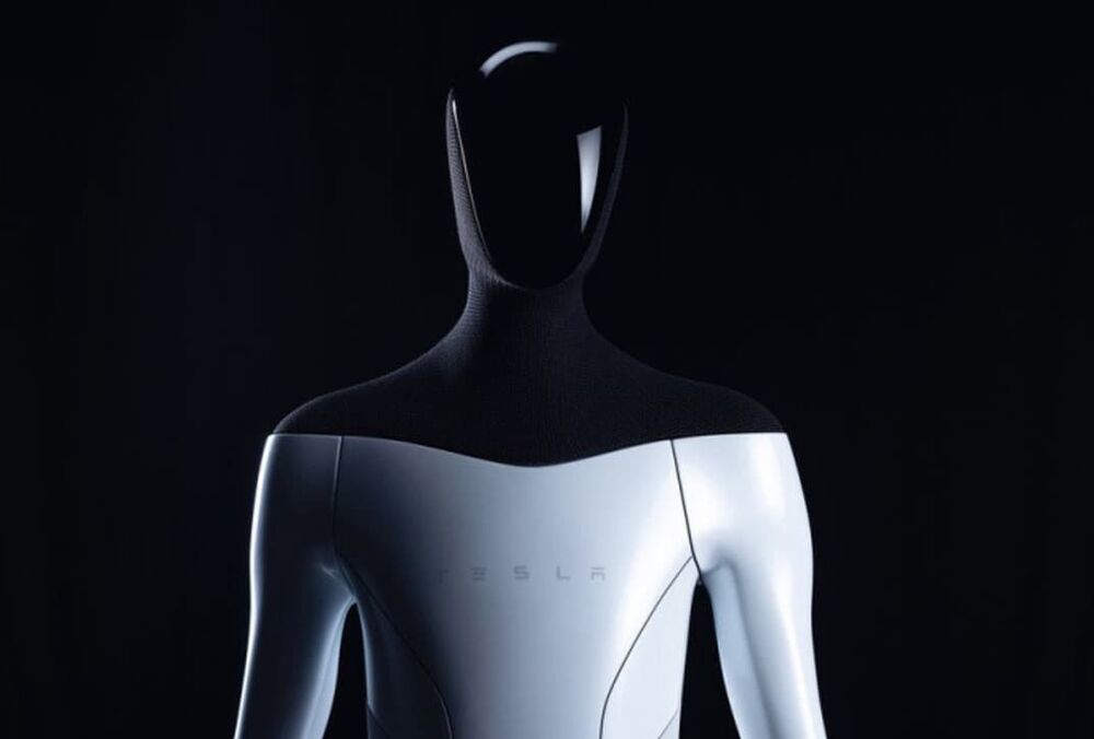 Компанія Ілона Маска буде випускати роботів-гуманоїдів
