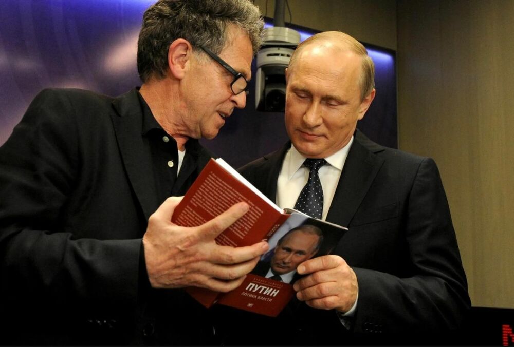 Немецкий писатель, который годами восхвалял Путина, получил за это 600 тысяч евро от российского олигарха