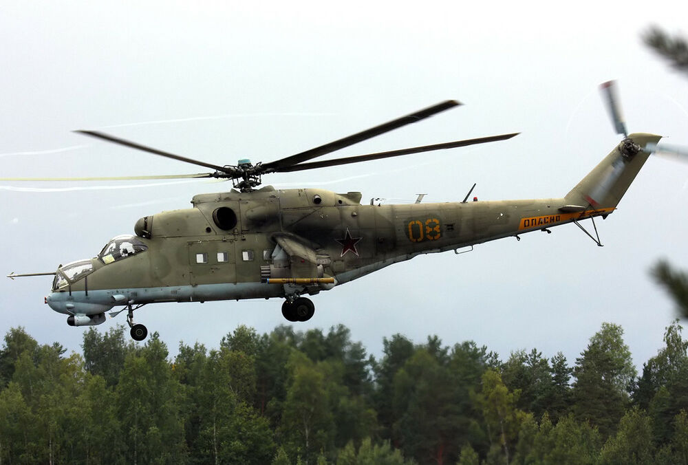 В Абхазии упал военный вертолет Ми-24: видео