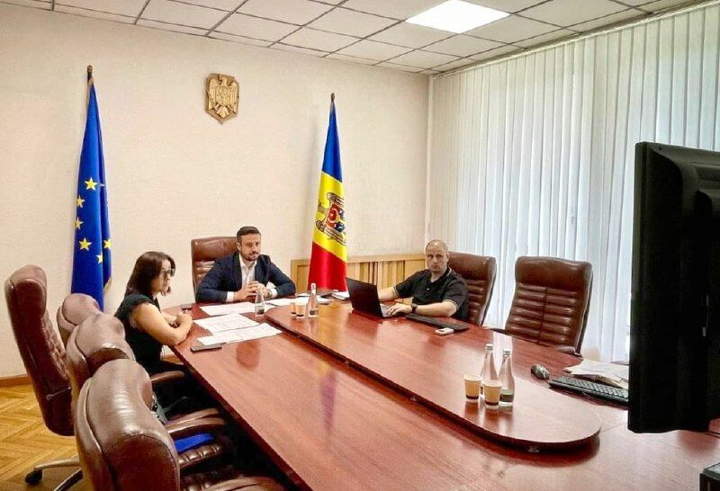 Україна скасувала дозволи на вантажні перевезення з Молдовою