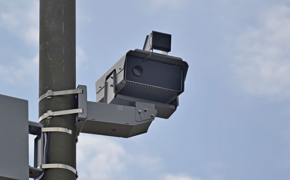 На українських дорогах встановили додаткові камери автофіксації