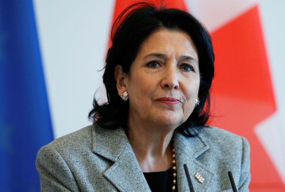 Президент Грузії не визнала результати виборів і закликала до протесту Президент Грузії не визнала результати виборів і закликала до протесту