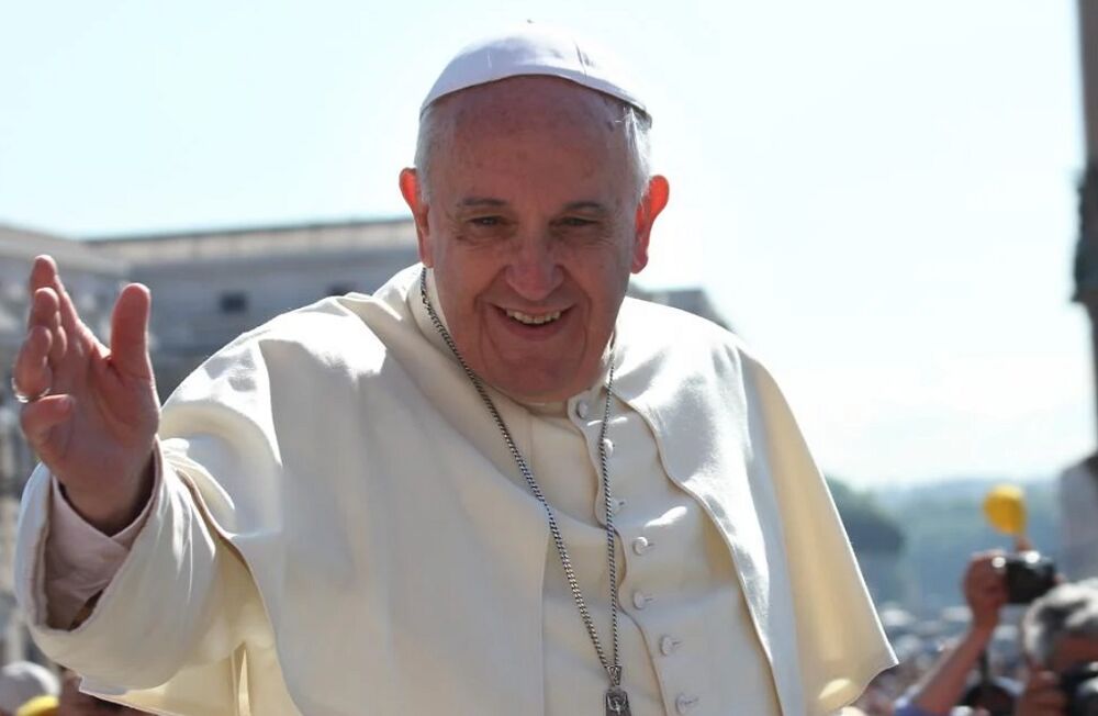 ”Російську культуру не можна скасовувати через політичні проблеми”: Папа Римський пояснив свої слова про РФ