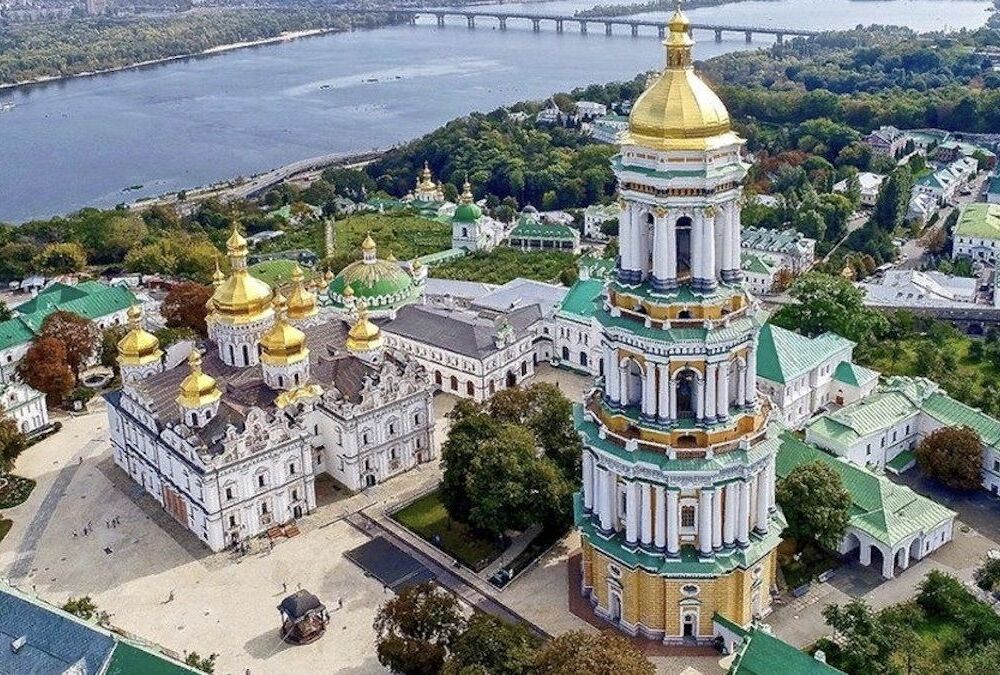 СБУ проводить обшуки у Києво-Печерській Лаврі, - ЗМІ СБУ проводить обшуки у Києво-Печерській Лаврі, - ЗМІ