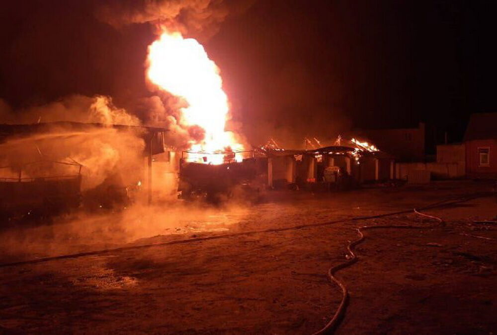 Утром россияне мощно обстреляли жилой сектор Купянска