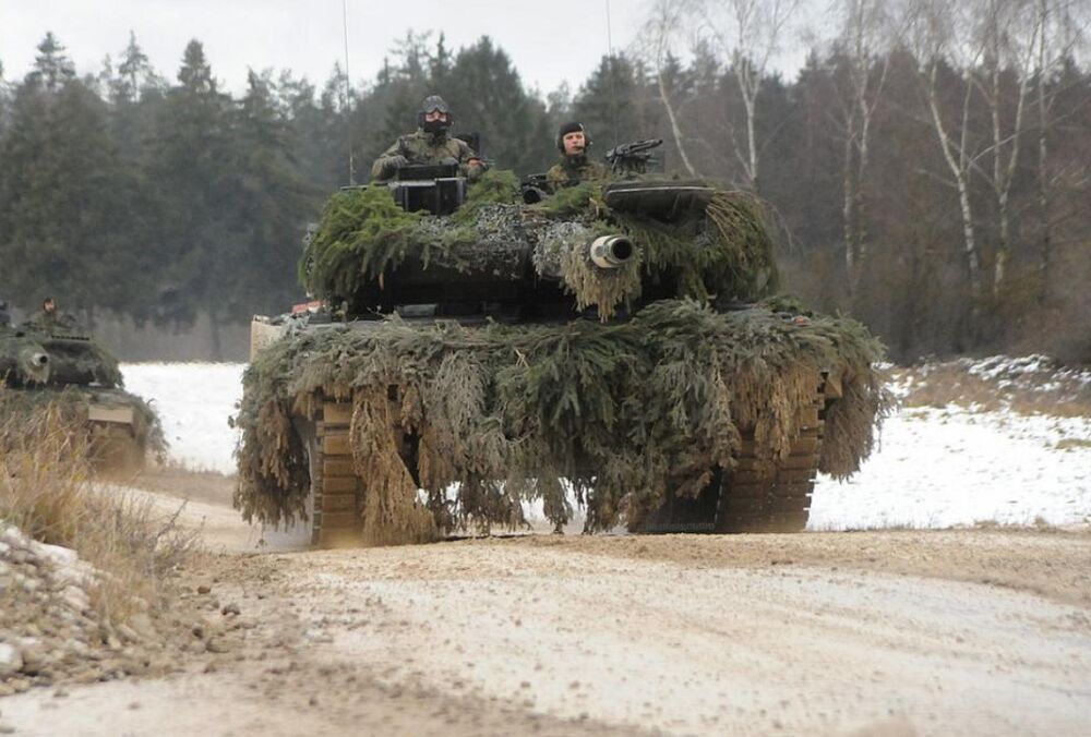 Посол України впевнений, що Шольц таки наважиться на постачання танків Leopard