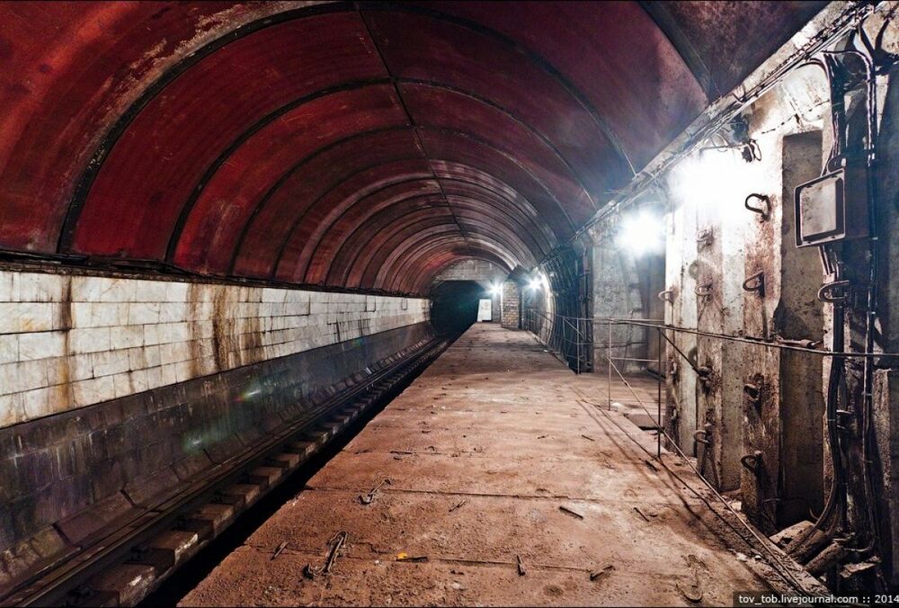 В Киеве объявили тендер на достройку станции метро ”Львовская брама” 