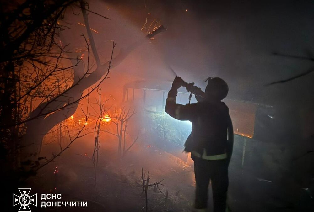 Росіяни атакували житлові будинки в Костянтинівці: одна людина загинула, четверо - поранені