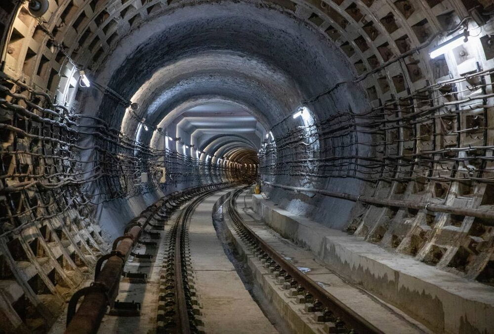 В Киеве возобновляют движение поездов между станциями ”Героев Днепра” - ”Теремки”