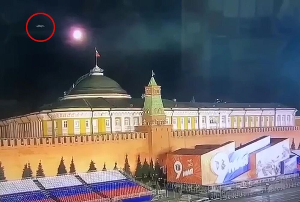 CNN: Украина создала в РФ сеть диверсантов, которые устраивают атаку дронами 